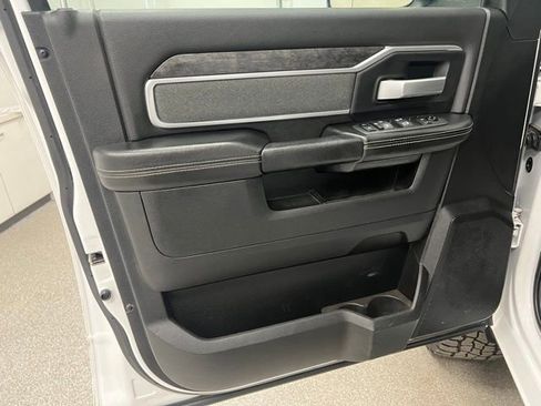 Used 2021 RAM 2500 Big Horn w/ Night Edition image 22