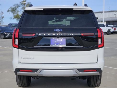 New 2025 Ford Expedition Platinum w/ Platinum Ultimate Package image 5