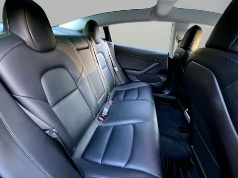 Used 2019 Tesla Model 3 Standard Range Plus RWD image 25