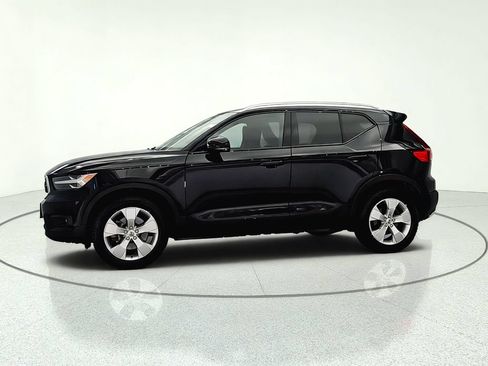 Used 2022 Volvo XC40 T5 Momentum AWD/4WD image 4
