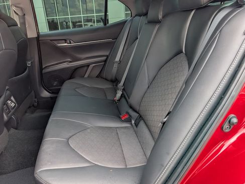Used 2024 Toyota Camry XSE FWD image 17