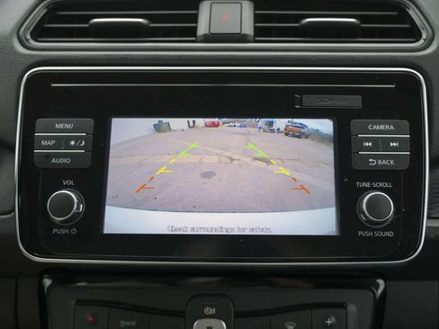 Used 2018 Nissan Leaf SV image 36