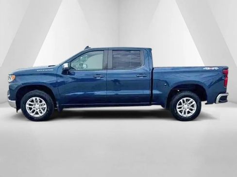 Used 2023 Chevrolet Silverado 1500 LT AWD/4WD image 4