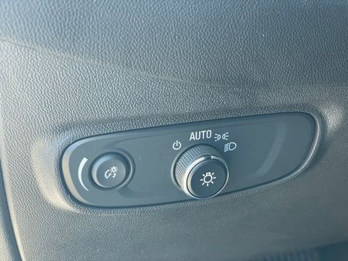 Used 2023 Chevrolet Equinox RS w/ RS Leather Package AWD/4WD image 16