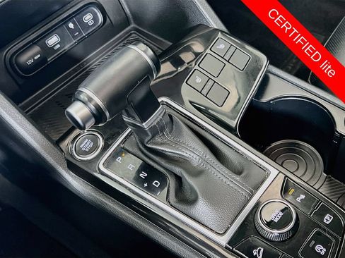 Used 2023 Kia Sportage SX FWD image 18
