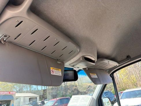 Used 2018 Mercedes-Benz Sprinter 2500 image 29