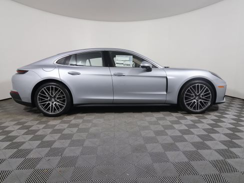 New 2025 Porsche Panamera RWD image 8