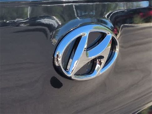 Used 2021 Hyundai Tucson Sport w/ Cargo Package image 11