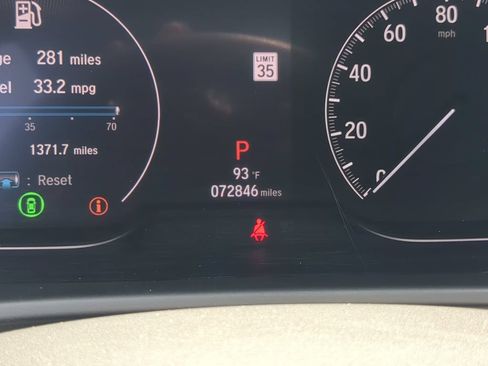 Used 2018 Honda Accord EX image 31