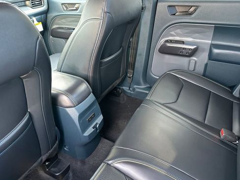 New 2026 Ford Maverick Lobo image 10