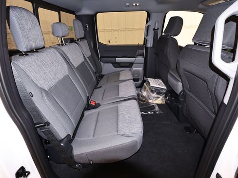 New 2026 Ford F350 XLT w/ XLT Premium Package AWD/4WD image 15