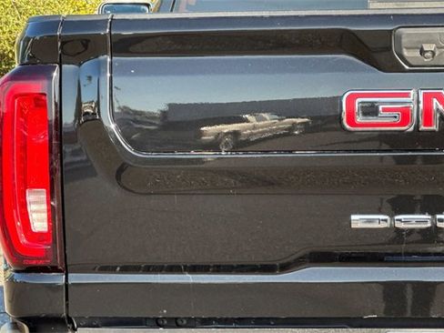 Used 2023 GMC Sierra 3500 Denali w/ Denali Black Diamond Edition image 50