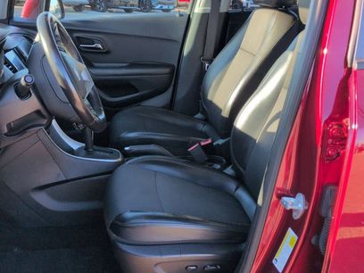 Used 2022 Chevrolet Trax LT w/ LT Convenience Package