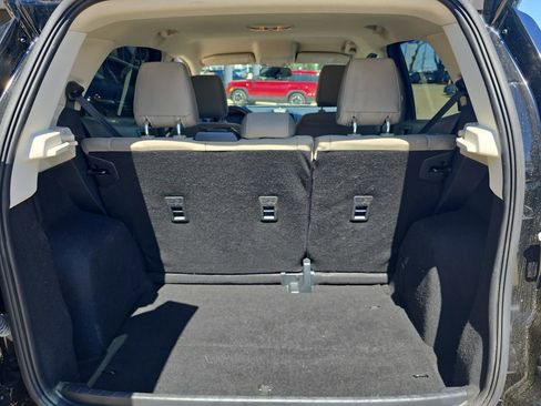 Used 2021 Ford EcoSport S image 12