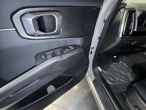 New 2026 Kia Sorento EX image 17