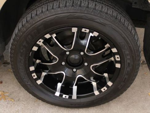 Used 2010 Toyota Sequoia Limited image 27