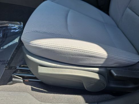 Used 2018 Subaru Legacy 2.5i AWD/4WD image 29