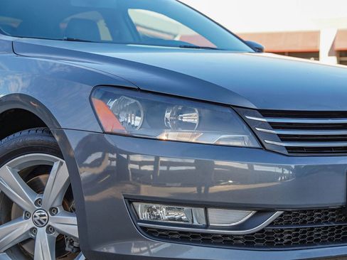 Used 2015 Volkswagen Passat 1.8T S image 4
