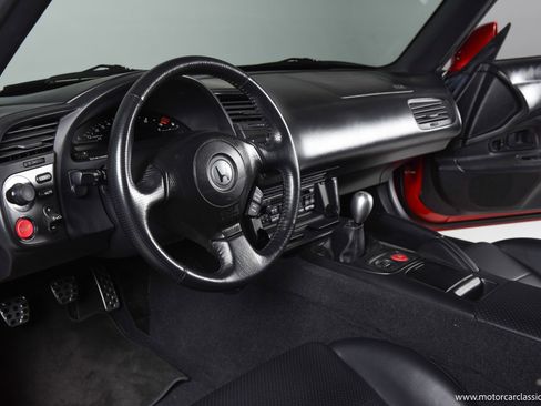 Used 2000 Honda S2000 image 25