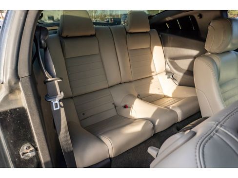 Used 2013 Ford Mustang Premium image 15