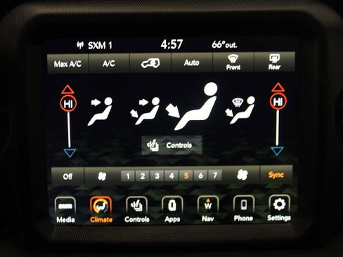 Used 2023 Jeep Wrangler Unlimited Sahara w/ Cold Weather Group AWD/4WD image 28
