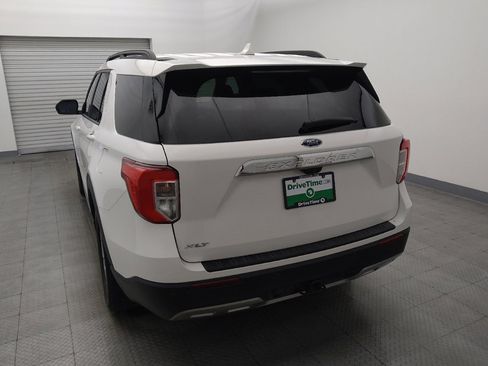 Used 2020 Ford Explorer XLT w/ Equipment Group 202A RWD image 6