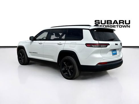Used 2023 Jeep Grand Cherokee L Laredo image 5