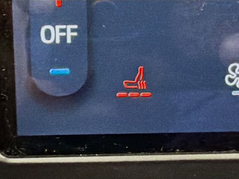 Used 2024 Ford Edge SEL w/ Convenience Package image 32