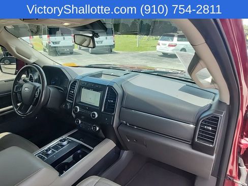 Used 2019 Ford Expedition Limited w/ Equipment Group 302A AWD/4WD image 37