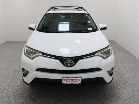 Used 2018 Toyota RAV4 XLE w/ Plus Extra Value Package AWD/4WD image 3