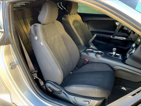 Used 2018 Ford Mustang GT w/ Equipment Group 301A image 7