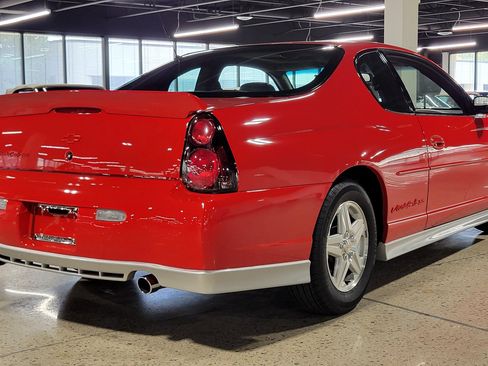 Used 2001 Chevrolet Monte Carlo SS w/ High Sport Appearance Pkg FWD image 32