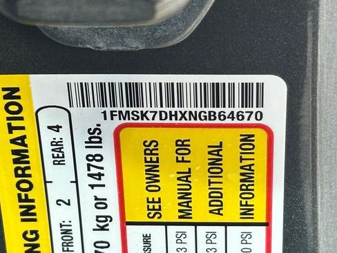 Used 2022 Ford Explorer XLT w/ Equipment Group 202A image 42