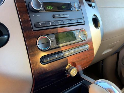Used 2012 Ford Expedition EL XLT image 33