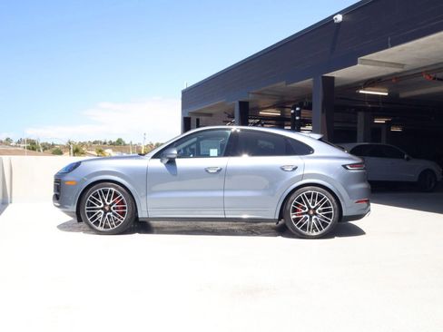 New 2026 Porsche Cayenne S AWD/4WD image 2
