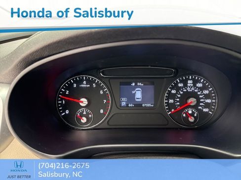 Used 2020 Kia Sorento LX w/ LX I4 Convenience Package image 24