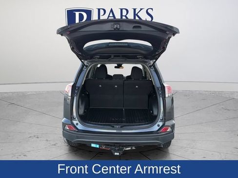 Used 2018 Toyota RAV4 LE w/ All Weather Liner Package AWD/4WD image 20