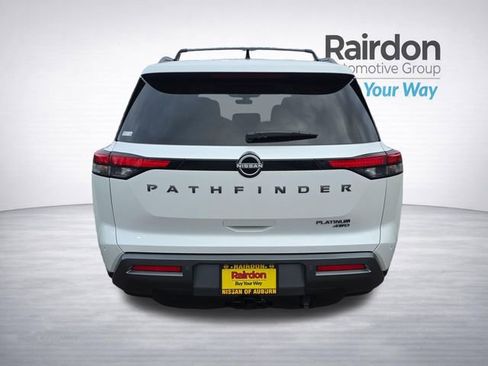 New 2026 Nissan Pathfinder Platinum image 7