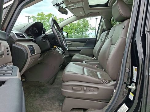 Used 2013 Honda Odyssey Touring image 16