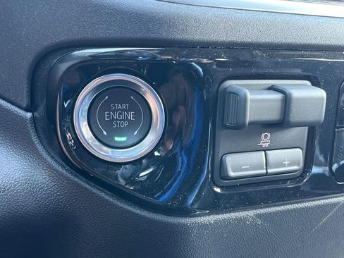 New 2026 Chevrolet Silverado 1500 LT Trail Boss w/ LT Trail Boss Premium Package AWD/4WD image 31