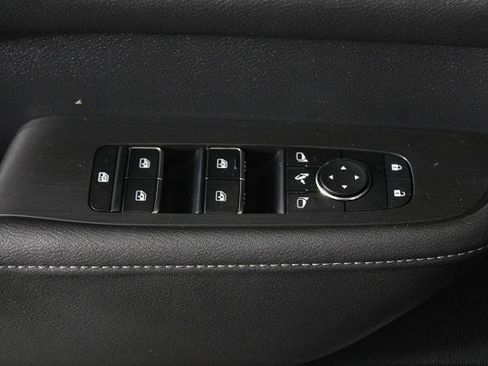 Certified 2025 Nissan Armada SL RWD image 28