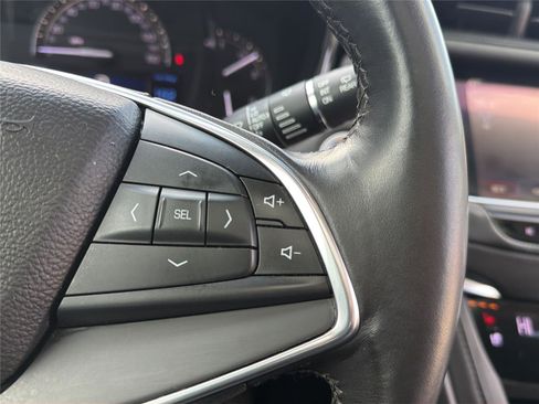 Used 2017 Cadillac XT5 Premium Luxury image 23