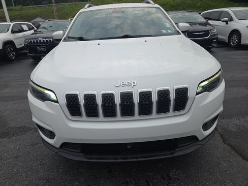 Certified 2020 Jeep Cherokee Latitude Lux w/ Comfort/Convenience Group AWD/4WD image 9