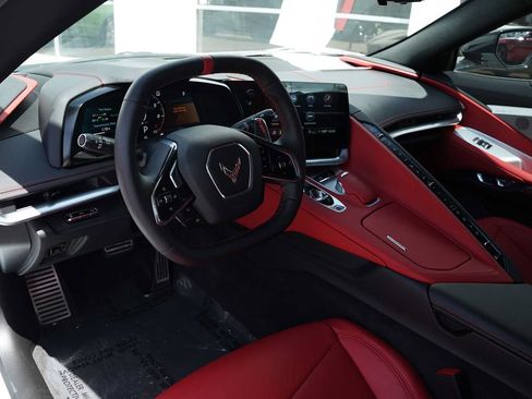 Used 2023 Chevrolet Corvette Stingray Preferred Cpe w/ Z51 Performance Package RWD image 3
