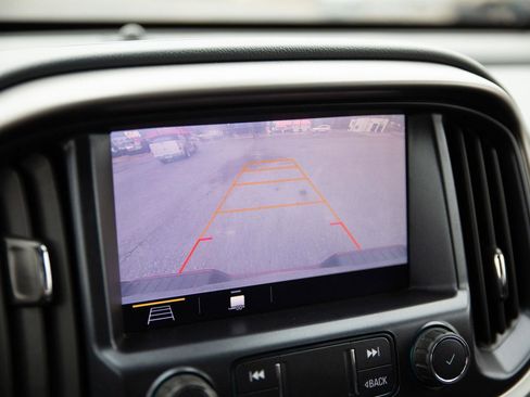 Used 2020 Chevrolet Colorado Z71 w/ Safety Package image 17