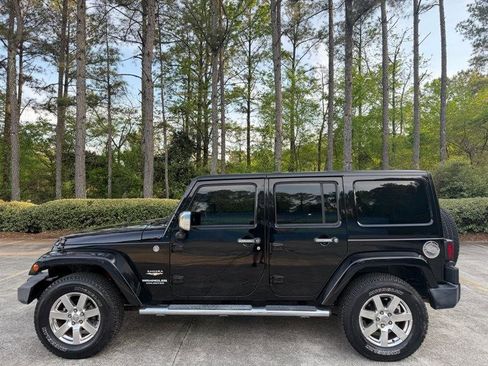 Used 2013 Jeep Wrangler Unlimited Sahara w/ Dual Top Group image 5