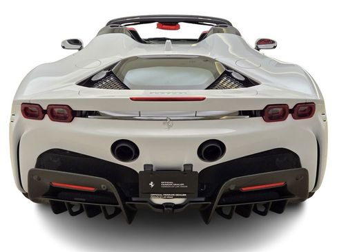 Used 2023 Ferrari SF90 Spider AWD/4WD image 10