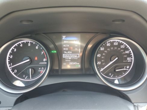 Used 2024 Toyota Camry SE image 23