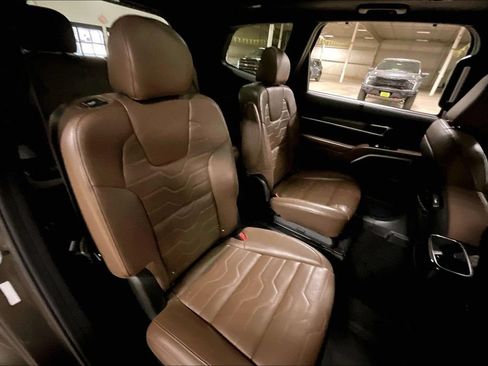 Used 2020 Kia Telluride SX w/ SX Prestige Package AWD/4WD image 26