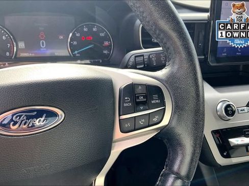 Used 2022 Ford Explorer XLT w/ Equipment Group 202A AWD/4WD image 19